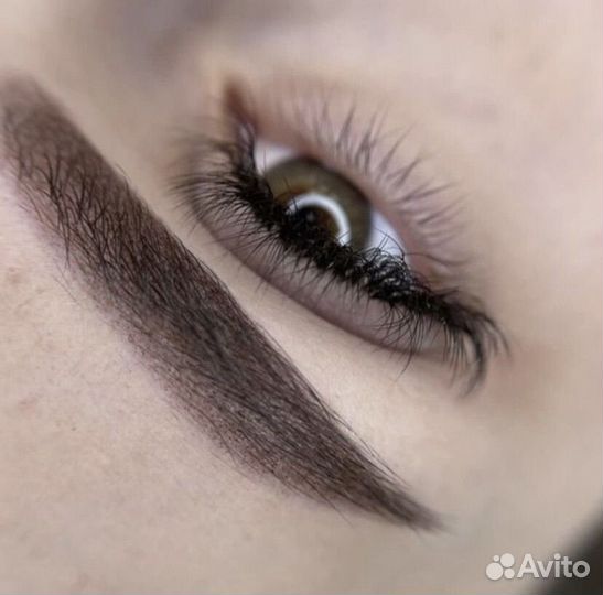 Перманентный макияж бровей