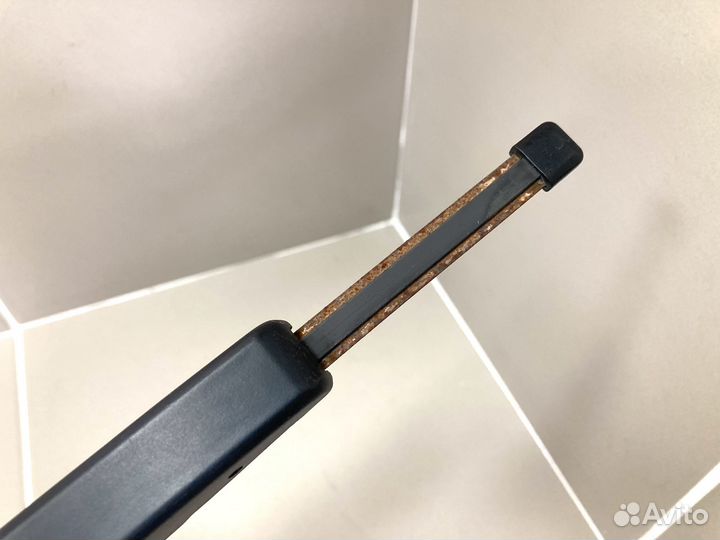 Поводок стеклоочистителя задний