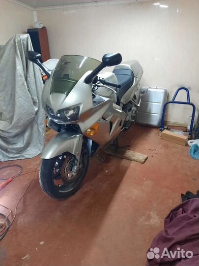 Honda VFR 800