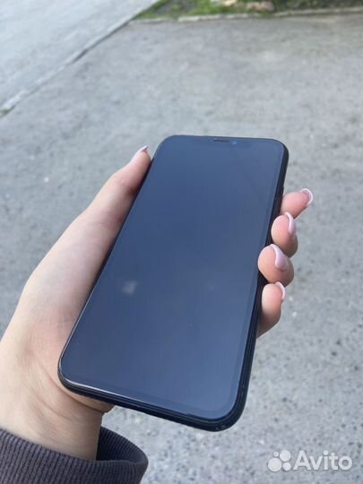 iPhone Xr, 64 ГБ