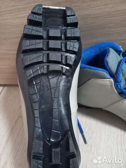 Лыжные ботинки