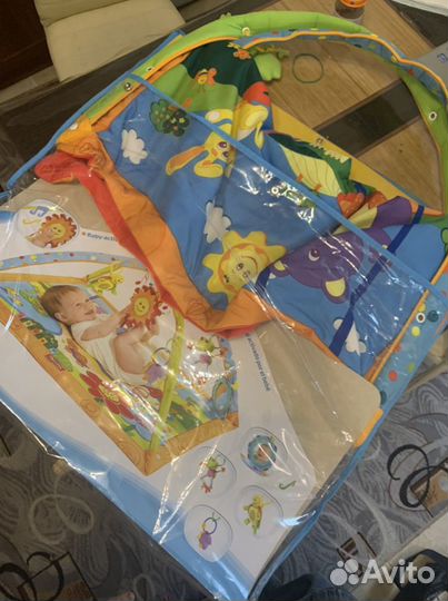 Развивающий коврик tiny love игрушки пакетом