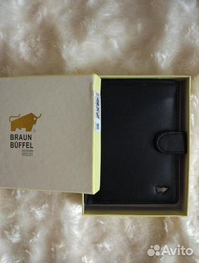 Кошел/партмане