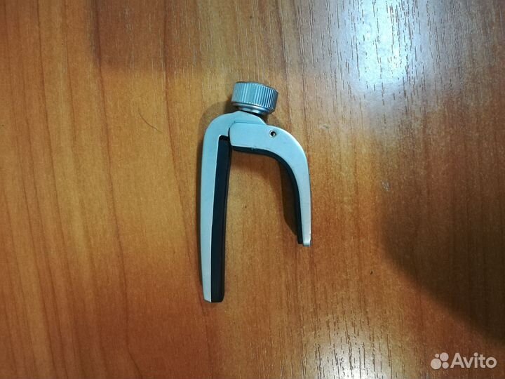 Каподастр новый