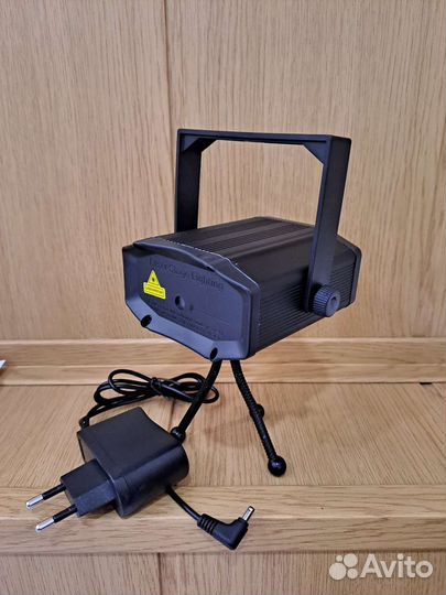 Лазерный новогодний проектор