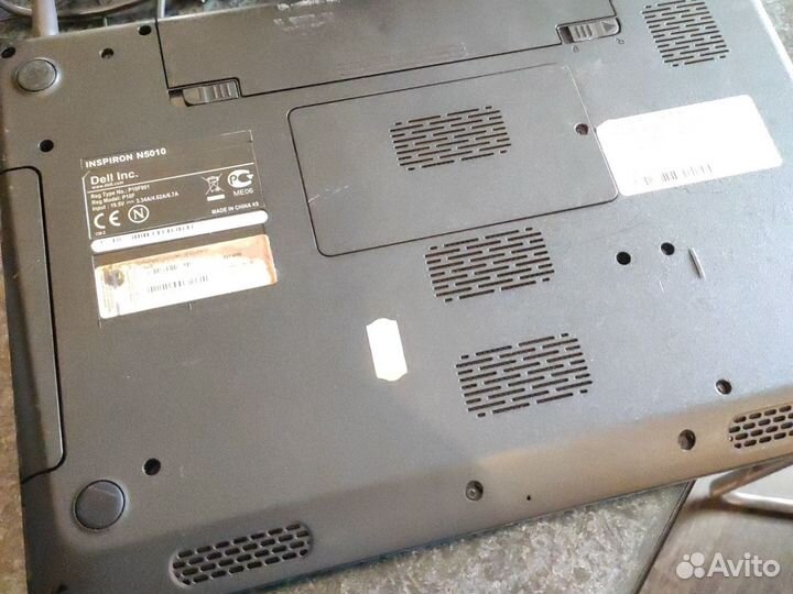 Ноутбук Dell inspiron n5010