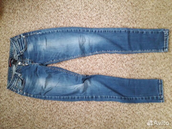 Джинсы женские