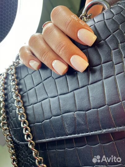 Маникюр педикюр