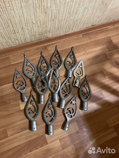 Комсомольский значок