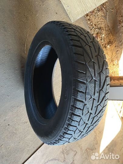 Tigar SUV Winter 215/65 R17 99V