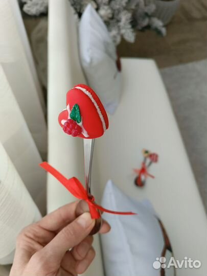 Чайная ложка с декором из полимерной глины