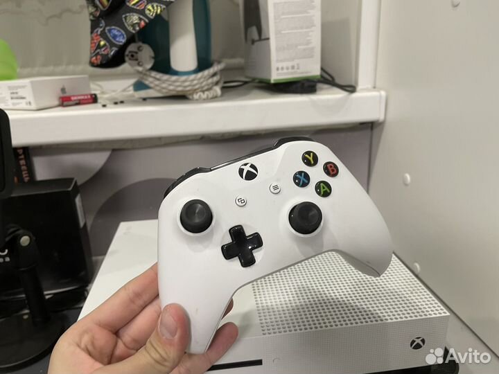 Xbox One s