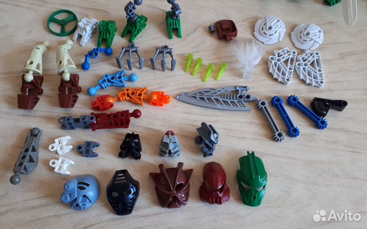 Lego bionicle маски, детали,VHS кассета, инструкци