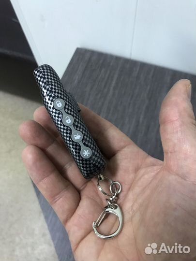 Брелок сигнализации аллигатор s800-825