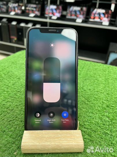 iPhone 11 Pro, 64 ГБ