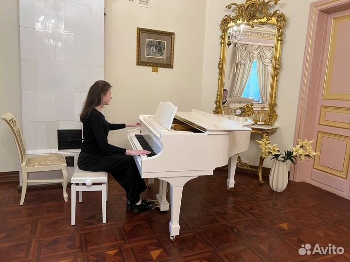 Репетитор по фортепиано