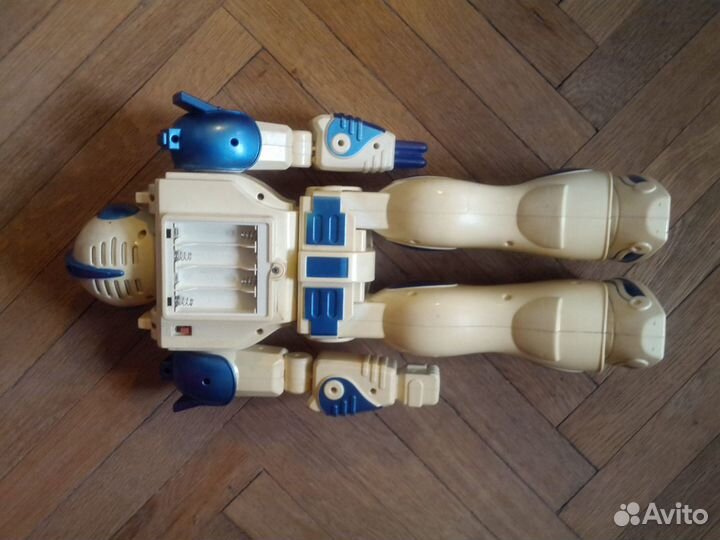 Игрушка Робот большой