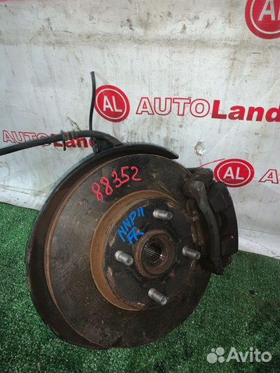 Ступица передняя правая Toyota Porte NNP11