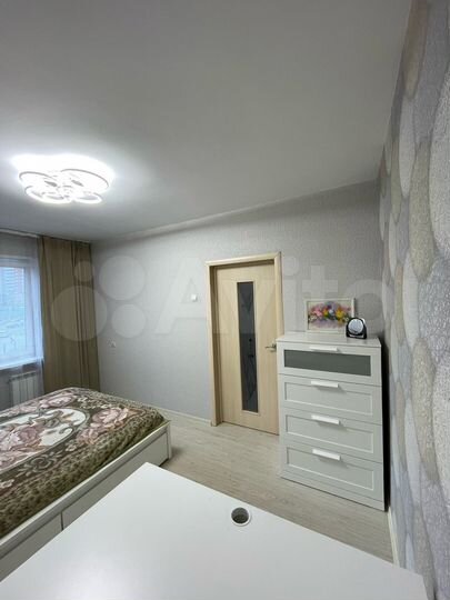 2-к. квартира, 65 м², 3/10 эт.