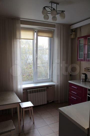 2-к. квартира, 60 м², 4/4 эт.