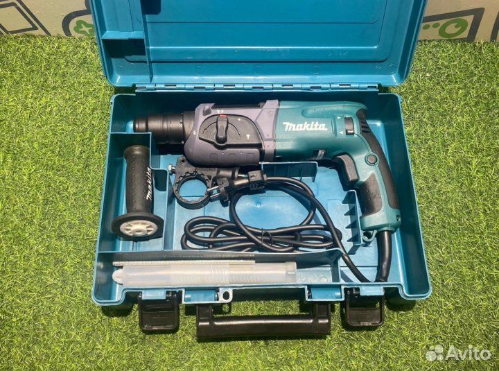 Перфоратор Makita HR2470 / 780Вт