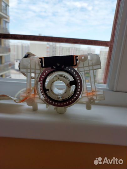 Продам датчик угла поворота руля.мазда 6 оригинал