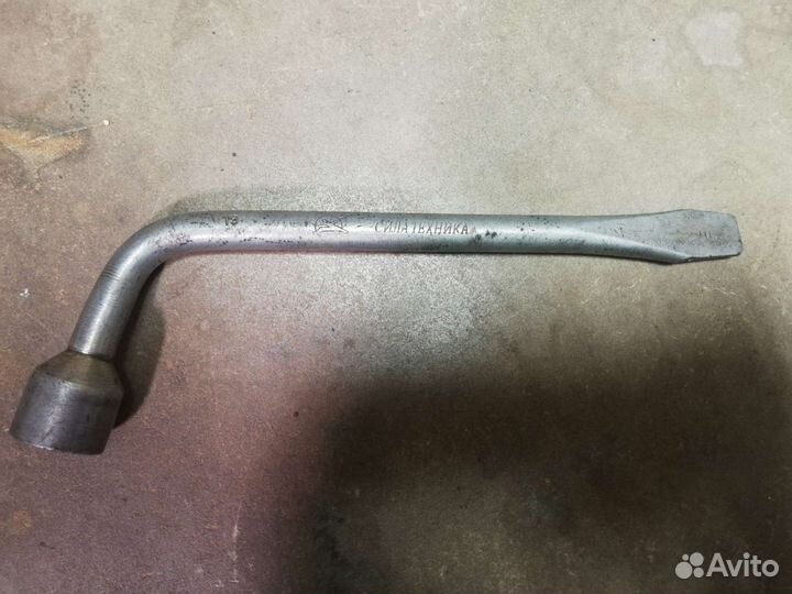 Балонный ключ 19