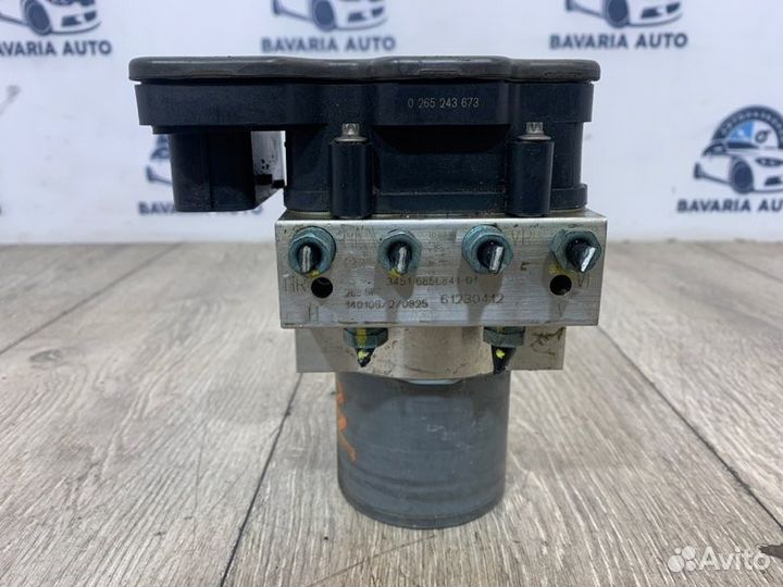 Блок ABS (насос) Bmw X5 F15 N55B30A 2014