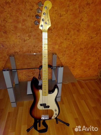 Бас гитара Fender