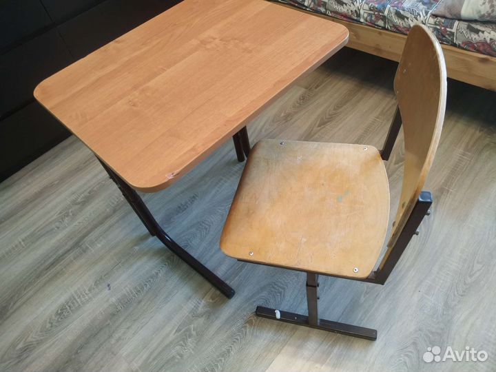 Детский стол и стул для учебы