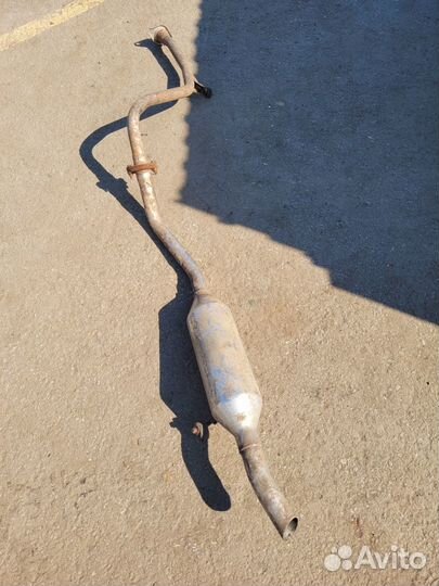 Глушитель на Toyota Corolla E150