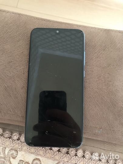 HONOR 10, 4/64 ГБ