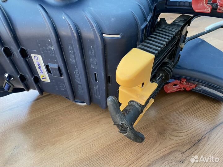 Велокресло Bellelli mr Fox и шлем MET Elfo