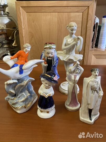 Фарфоровые статуэтки