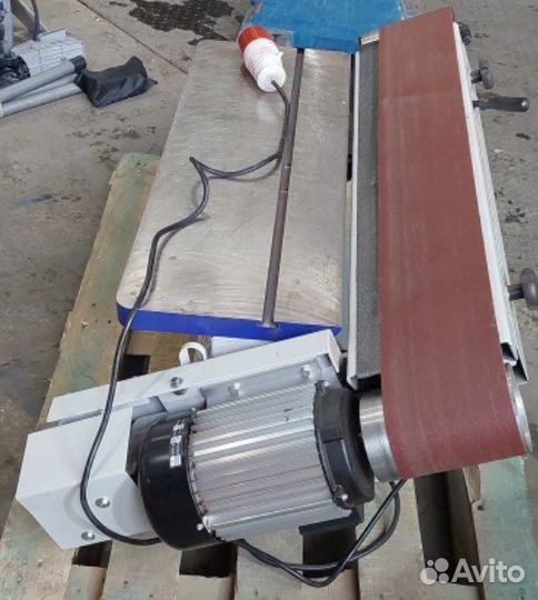 С/ц нет тумбы Кантошлифовальный станок Белмаш