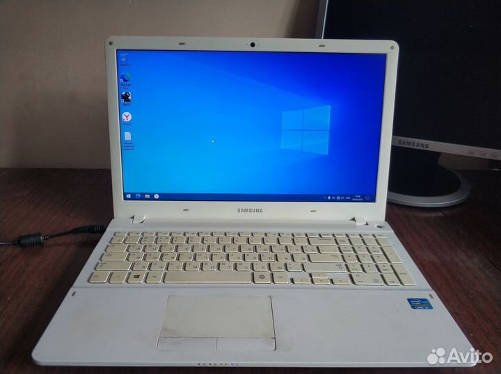 Samsung np450r5e