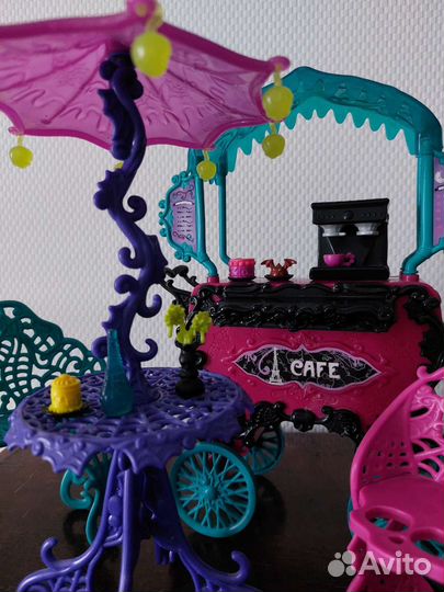 Monster high мебель