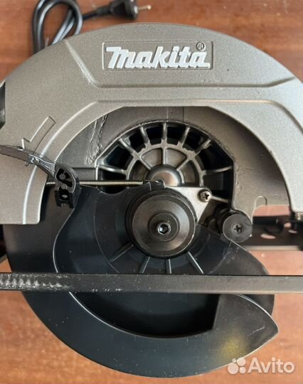 Циркулярная пила Makita HS 7000 d185mm