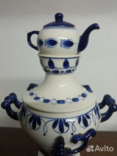 Самовар. Гжель