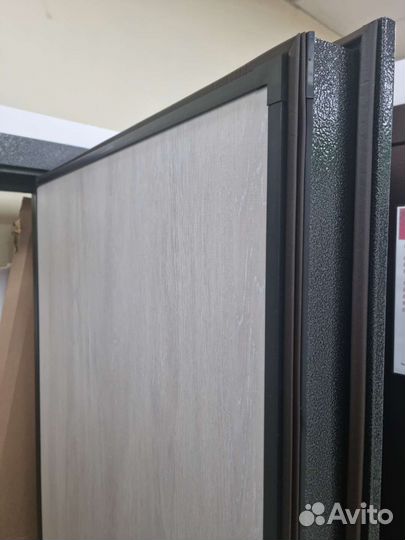 Дверь входная С терморазрывом.4 контура. В наличии