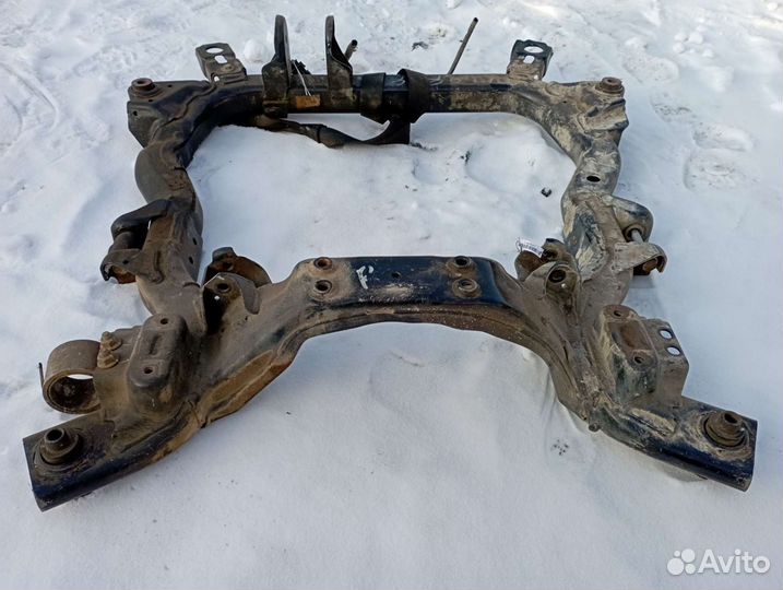 Подрамник передний Chevrolet captiva