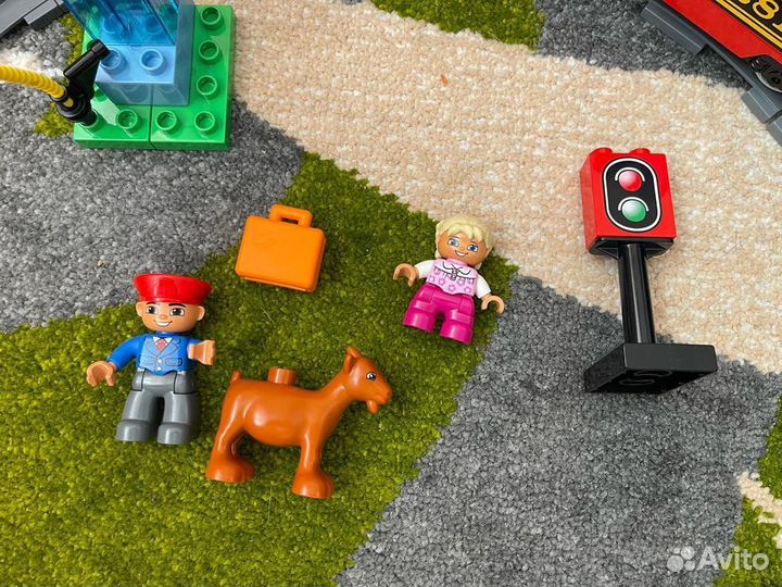 Поезд lego duplo