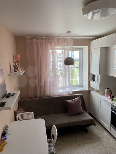 2-к. квартира, 53 м², 4/9 эт.