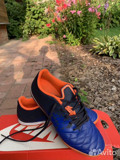 Бутсы 36 размер