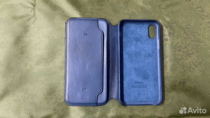 Чехлы для iPhone 10
