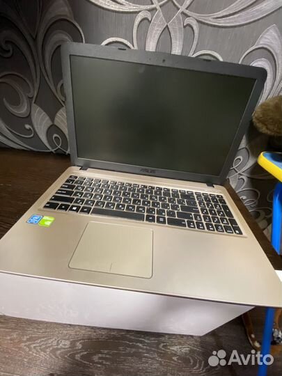 Ноутбук asus d540m