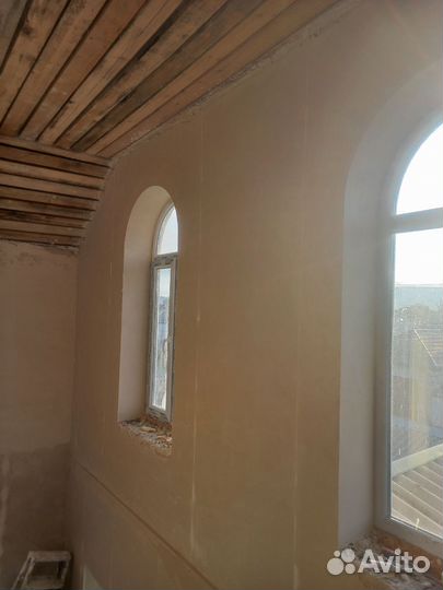 Машинная штукатурка стен стяжка пола и лестницы