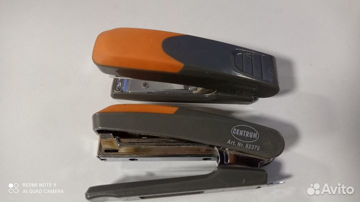 Сегрегаторы для документов, дырокол, степлер