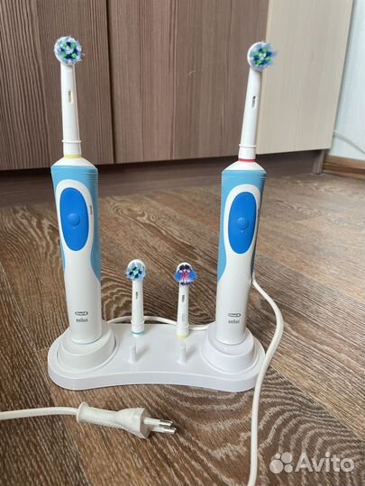 Набор электрических зубных щеток oral-B