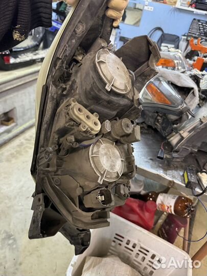 Передние фары Lexus lx 570